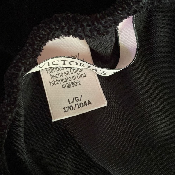 Victoria’s Secret Velvet Romper - Picture 4 of 4